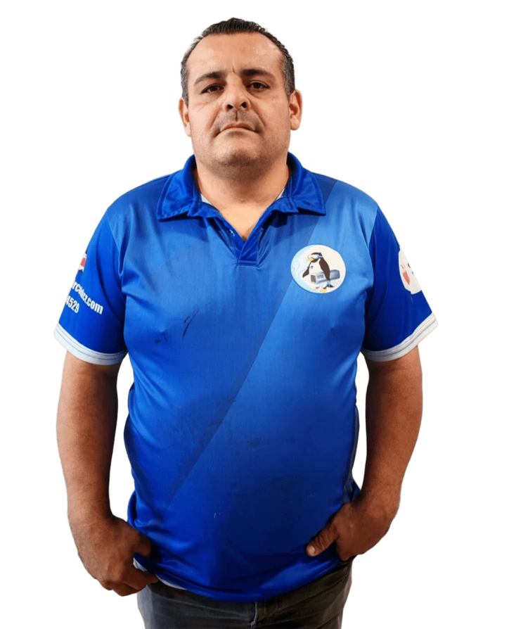 Imagen de Luis Benavides